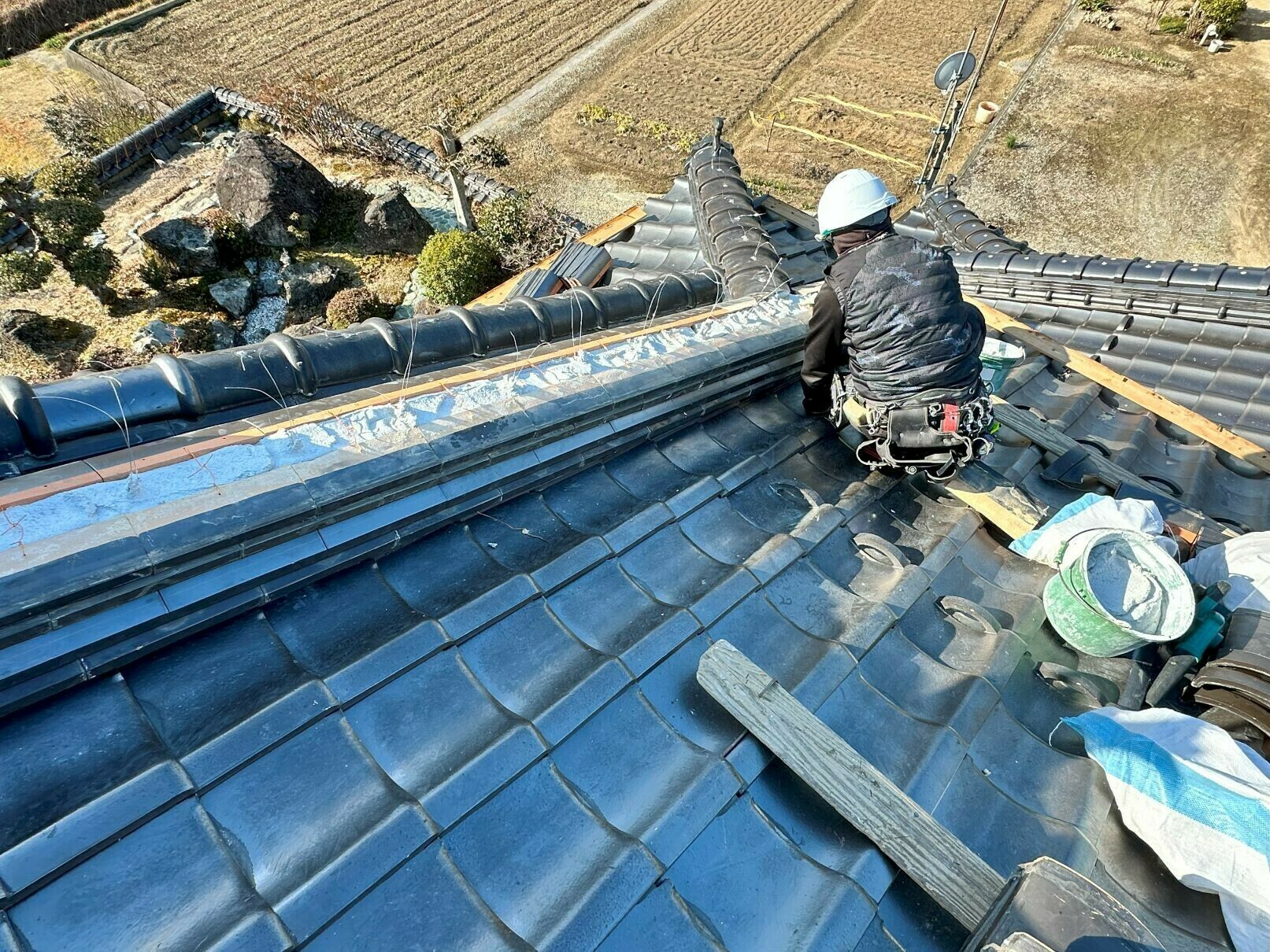 屋根工事 屋根リフォーム 瓦屋さん 株式会社サカモト瓦店 サカモト瓦店 葺き替え工事 雨漏り修理 岩国市瓦工事 柳井市屋根工事 平生町屋根工事 田布施町屋根工事 石州瓦 三州瓦 瓦職人 ケイミュー