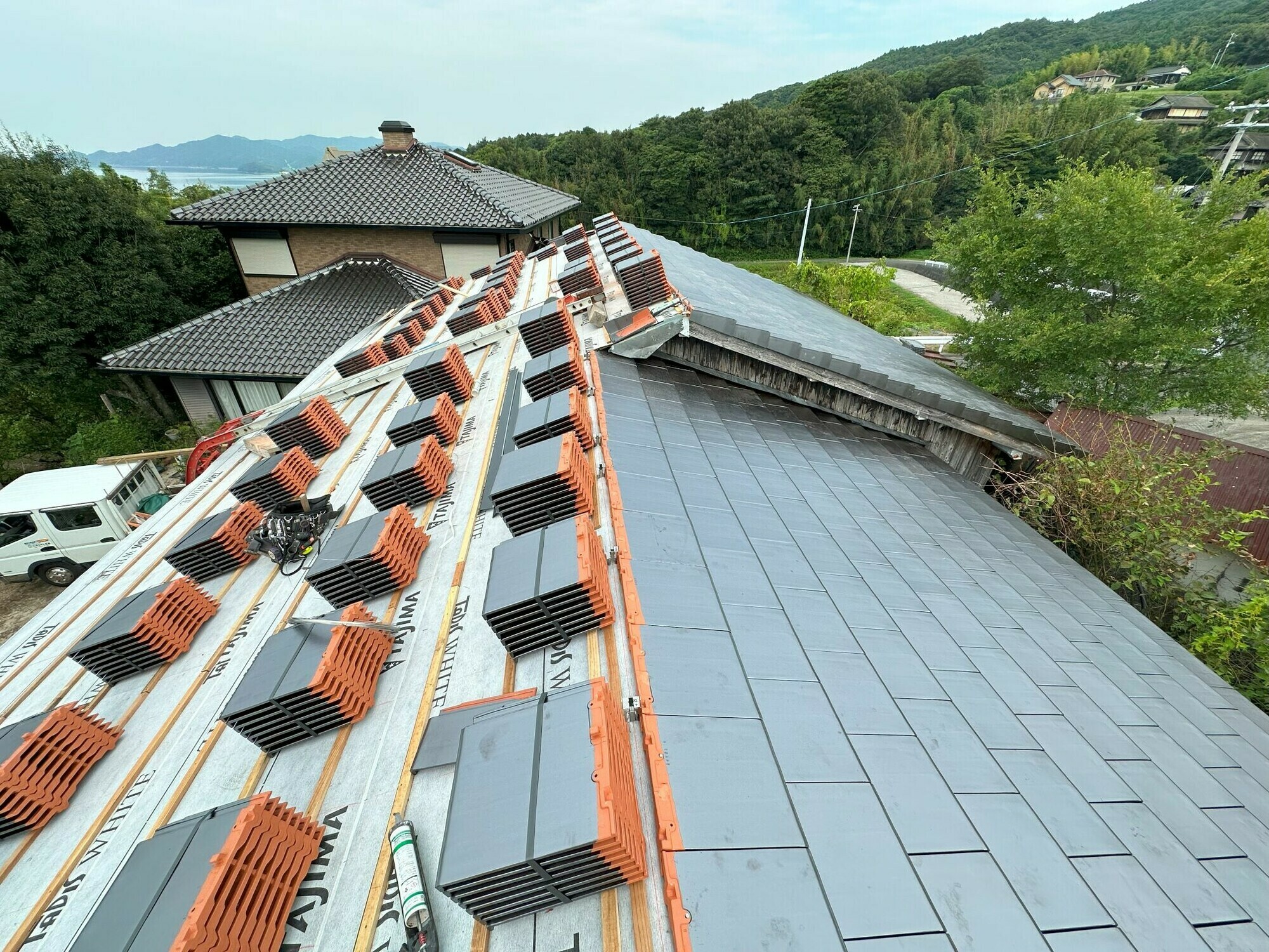 屋根屋 瓦屋 平生町
